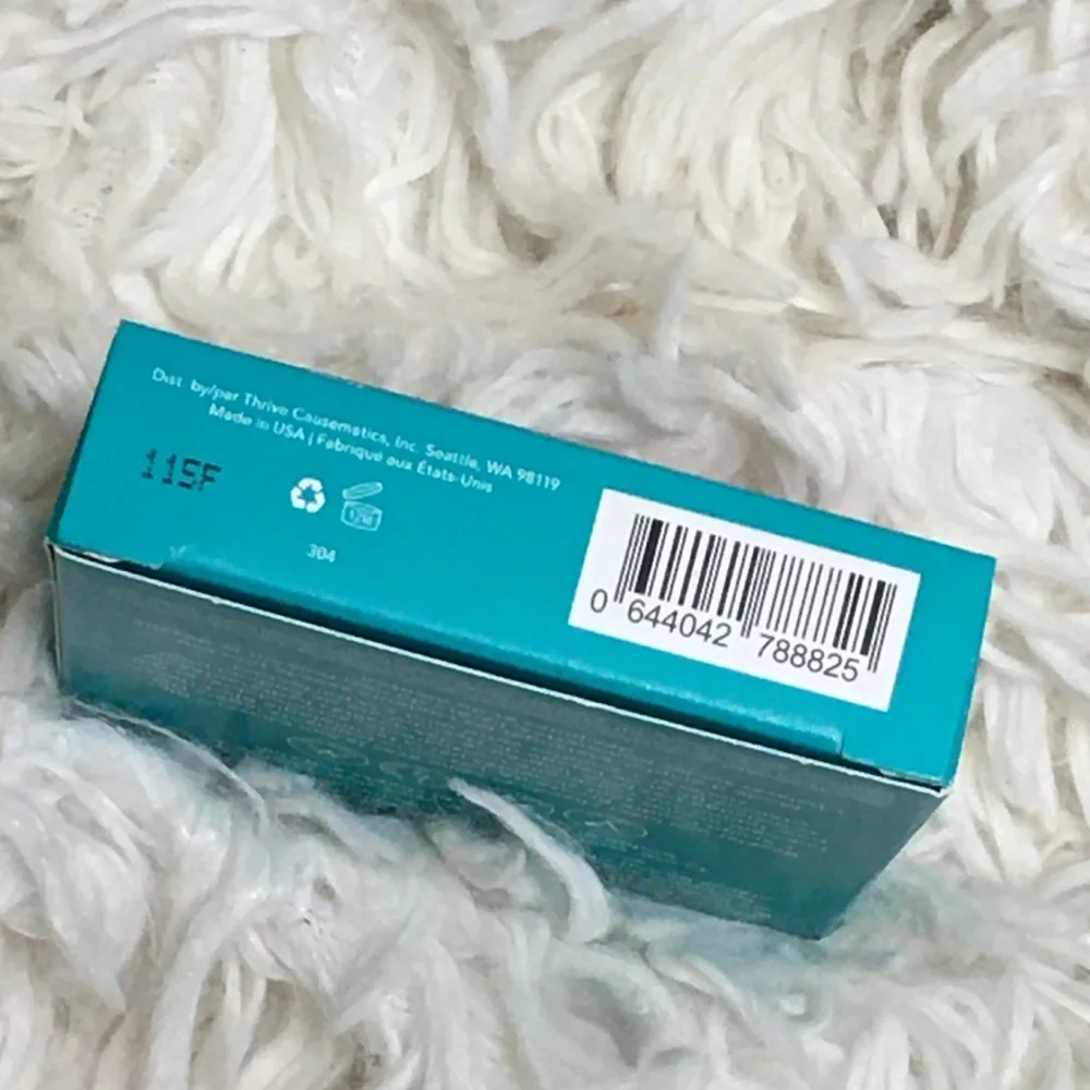 NIB Thrive Causemetics Sun Chaser Blur + Sculpt Bronzing Powder Color Eos USA